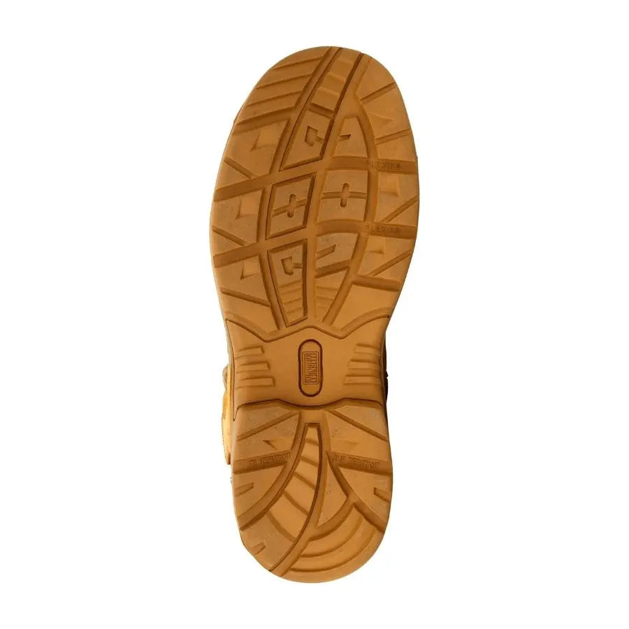 Magnum MTM150 Trademaster Lite Safety Boot sole, showing high traction rubber and slip-resistant design.