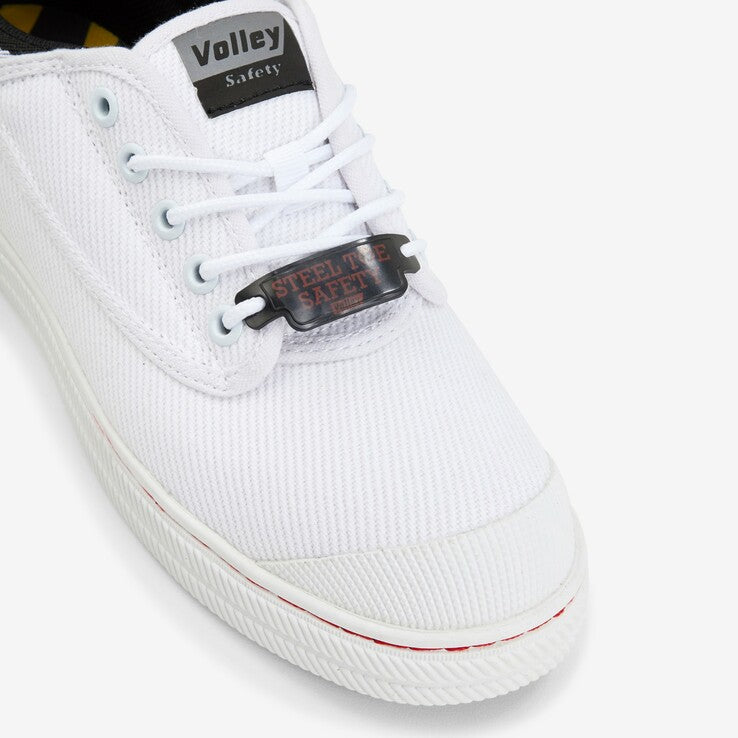Volley 600073 Canvas Safety Shoe with steel toe cap, slip-resistant sole, and reinforced durability.